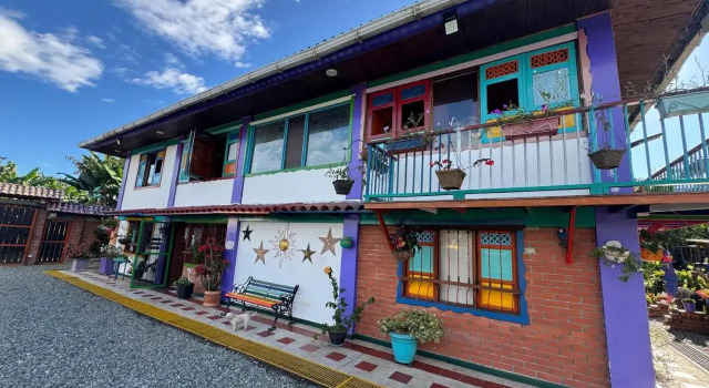 Finca turística El Bonsai, Забронировать Отель Монтенегро Quindio