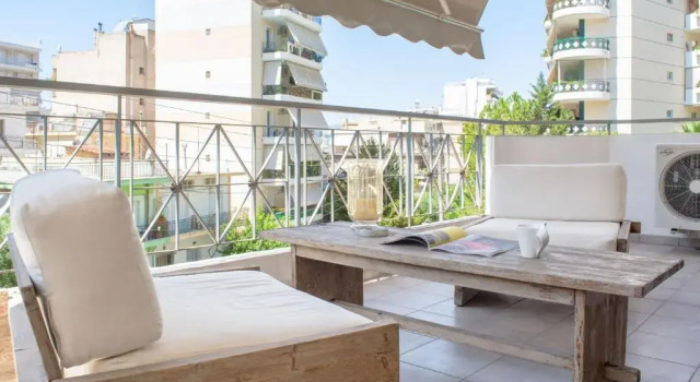 Designer's apartment close to city center, Забронировать Апартаменты/квартира Галатси периферийная единица Центральные Афины