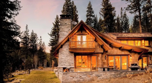 Hunter by Avantstay Award-winning Riverfront Cabin 5 Minutes From Palisades