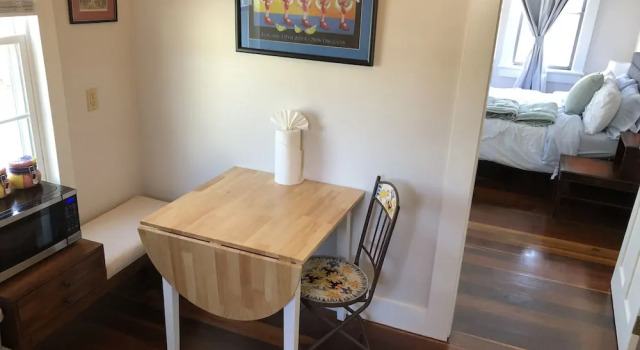 Freret Apartments near Streetcar & Tulane, Забронировать Апартаменты/квартира Отели Нового Орлеана с парковкой, рядом с Ochsner Baptist, Парковка