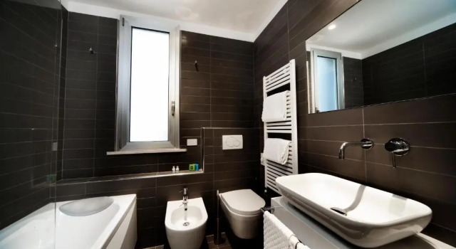 Трёхместный номер Standard Q Hotel