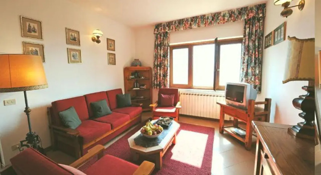 Villa Magnolia Apartments, Varaa Huoneisto Carlazzo 