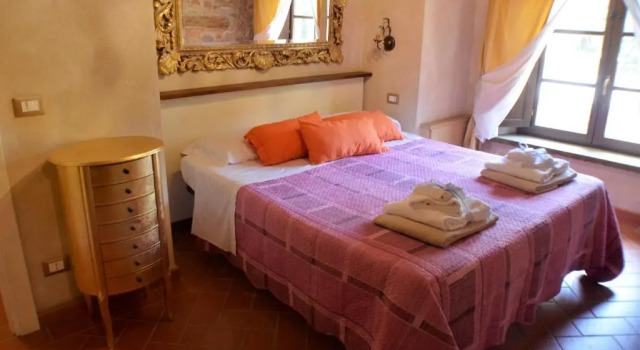Апартаменты Villa Le Polle di Meletro - Exclusive Tuscan Villa with Private Pool & Panoramic Glass Sauna