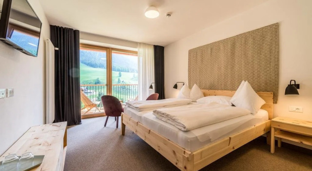 Hotel Tyrol, Забронировать Отель Фунес Valle Isarco