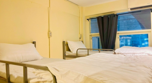 Кровать в общем номере (женский номер) Sukhum Charoen Krung Tak-Sin bridge guest house