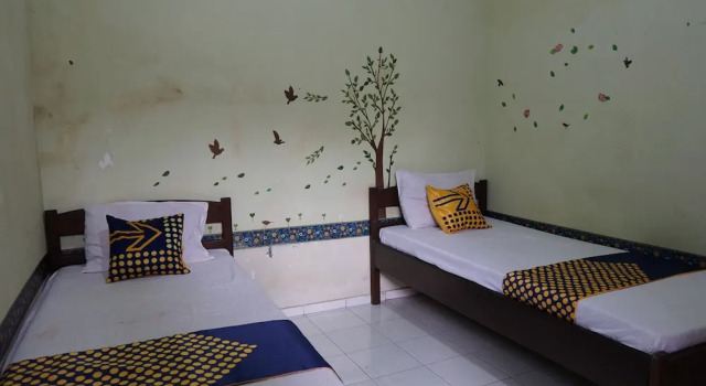 Camera doppia Standard SPOT ON 92665 Yoko Kost Syariah