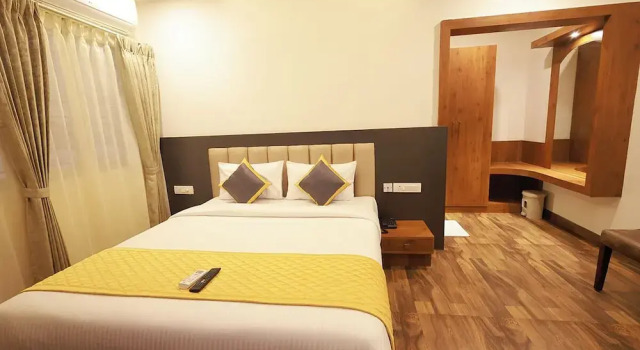 PPH Living Rajathagiri Palace Premium, Rezervovat Hotel Hotely v Bangalore s parkováním, Parkování