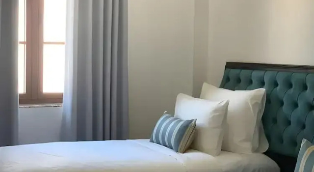 Двухместный номер Standard с видом на город The Room Hotel - Starbucks