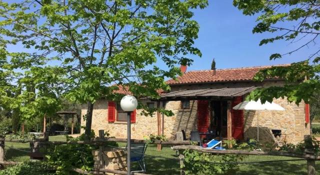 Апартаменты с видом на бассейн TOSCANA TOUR - Farmhouse Bibbona