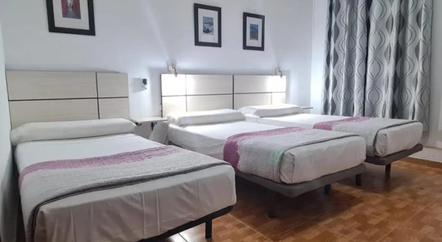 Трёхместный номер Standard Hostal Miami