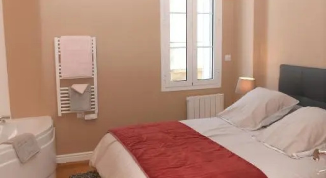 Libourne Hyper Centre à deux pas de Saint Emilion, Rezerwuj Apartament Libourne Gironde