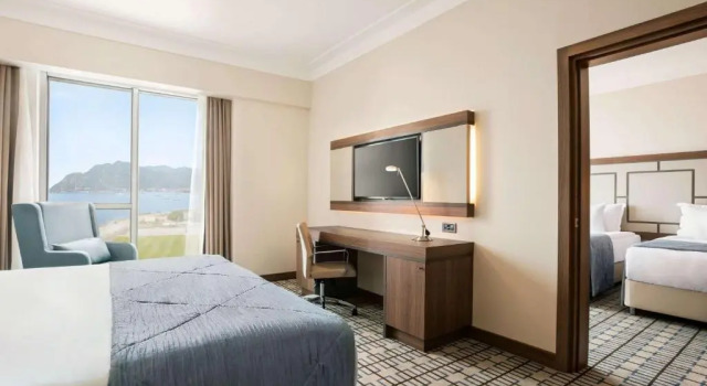 Семейный люкс Ramada Plaza by Wyndham Rize