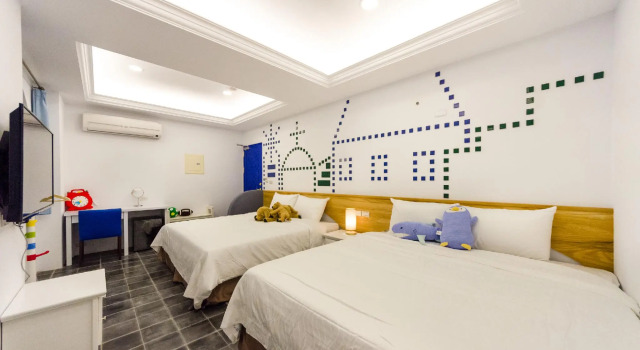 Четырёхместный номер Deluxe Cest La Vie Villa