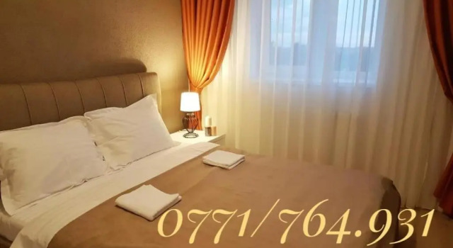 2 Bedrooms - Lovely Central Apartment, Varaa Huoneisto Oradea 