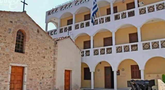 Comfy Boutique Hotel, Забронировать Бутик-отель Каламата Messinia