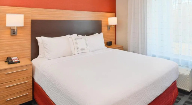 Двухместная студия TownePlace Suites by Marriott Laplace