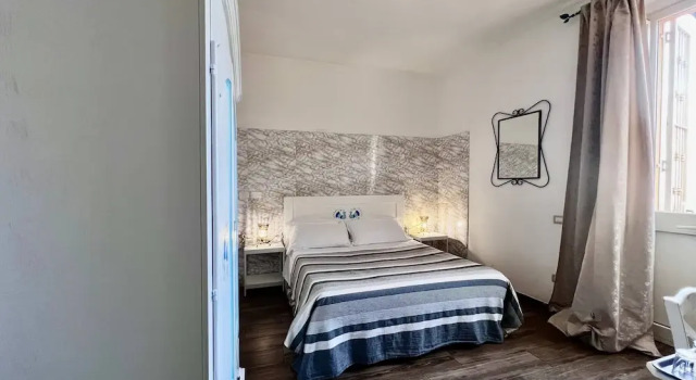 Двухместный номер Standard Onlyrooms I - Central & Secure Area