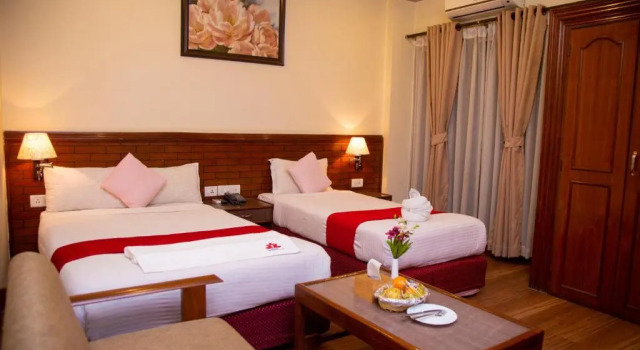 Номер Deluxe Hotel The White Lotus View Pvt Ltd