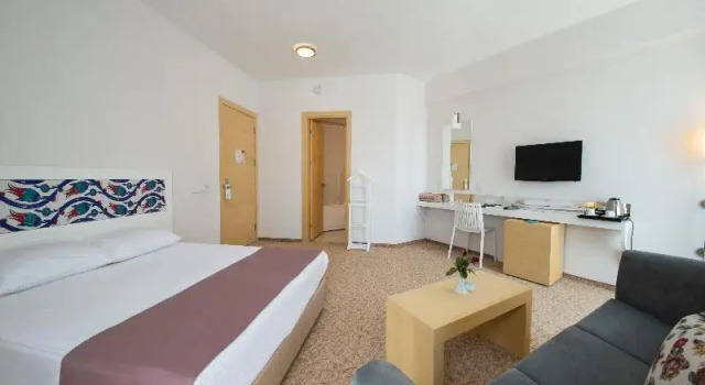 Одноместный номер Standard Larina Ninova Thermal SPA & Hotel