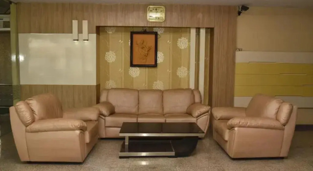 Hotel Basava Residency, Rezervovat Hotel Hotely v Bangalore s parkováním, Parkování