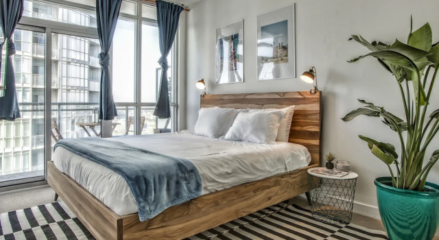 Номер Executive с 3 комнатами с видом на озеро New Modern - DT King W Spacious 3BR