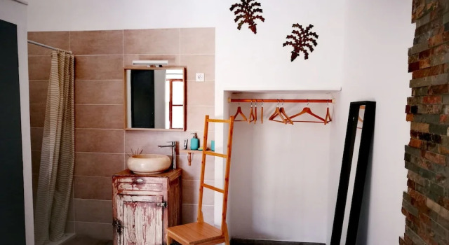 Villa Les Beaumes Luberon, Book Villa Hoteller i Puget med parkering, Parkering
