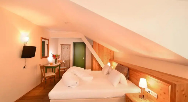Трёхместный номер Standard Hotel Gassenwirt