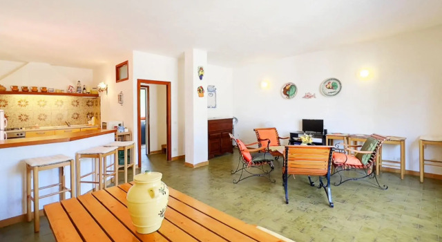 Villa ai Pini 800 meters from the beach of Straccoligno with reserved parking space directly on the-VILLA AI PINI