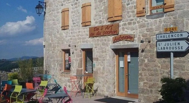 Auberge L'art des Chemins, Book Hostel / Vandrerhjem Hostels i Ardèche, Hostel / Vandrerhjem