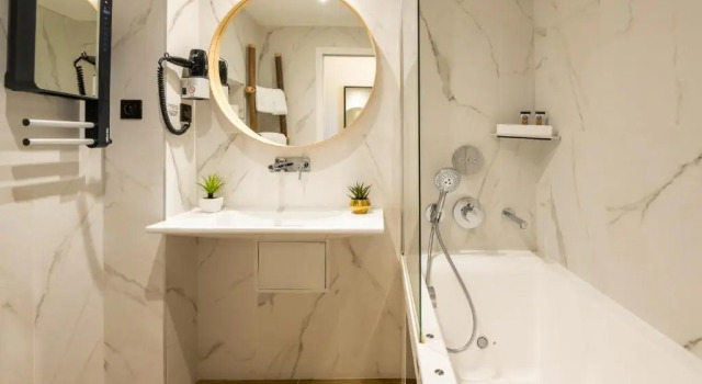 Номер Standard LOGIS Hôtel Restaurant Le Clos Fleuri