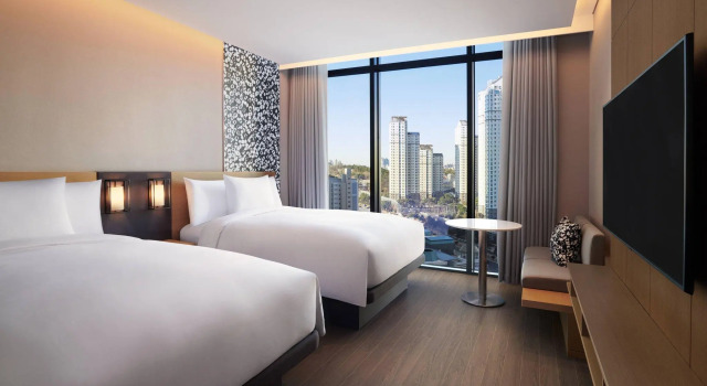 Четырёхместный номер Premier Courtyard by Marriott Suwon