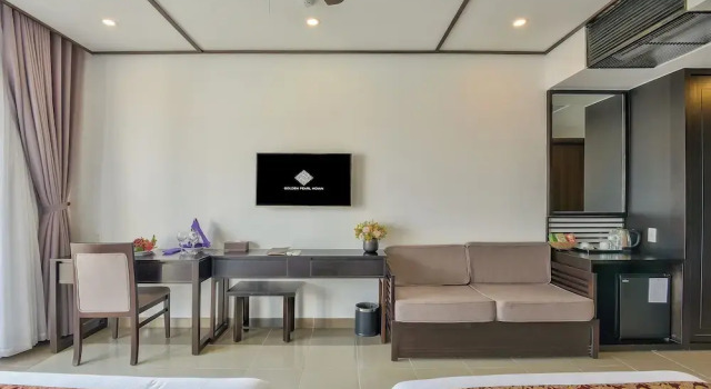 Двухместный номер Premier с балконом и с видом на город White Lotus Hotel Hoian
