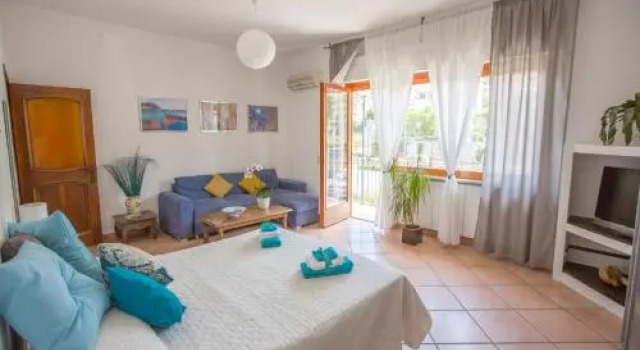 Mia Guesthouse, Забронировать Отель Чефалу Madonie Regional Natural Park, рядом с Собор Чефалу