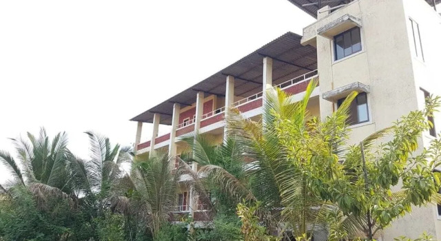 Hotel Sea Lord, Buchen Sie Hotel Dapoli Maharashtra