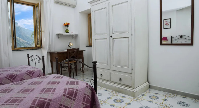 Casa Hellen Positano center, Забронировать Отель Позитано Побережье Амальфи, рядом с Mulini Square