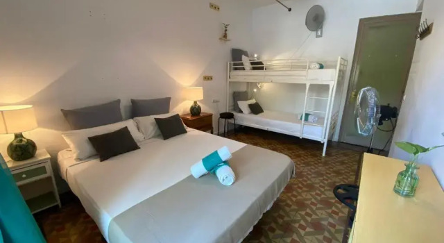 Трёхместный номер Standard Primavera Hostel
