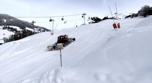 GROTTE AUX FEES D, appartement 6 pers, skis aux pieds, Забронировать Апартаменты/квартира Ла-Клюза Лыжный курорт на озере Анси, рядом с Плавательный бассейн Aravis