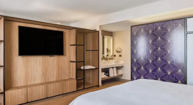 Полулюкс Fiesta Inn Mazatlán