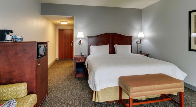 Двухместный номер Shower Only Hampton Inn & Suites Indianapolis-Airport
