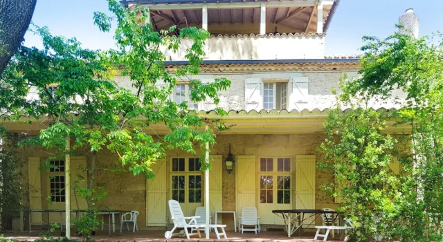 House With 4 Bedrooms in Crastes, With Wonderful Mountain View, Privat, Book Vacation Home Hotels in Gers with a Pool, Swimming Pool