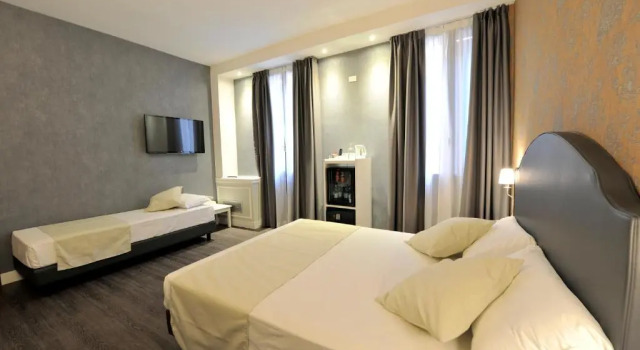 Habitación triple Estándar Maxxim Hotel & Loft