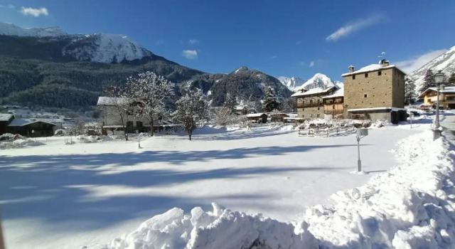 Коттедж La Maison Everest 73 - Bilocale a la Ruine, Morgex