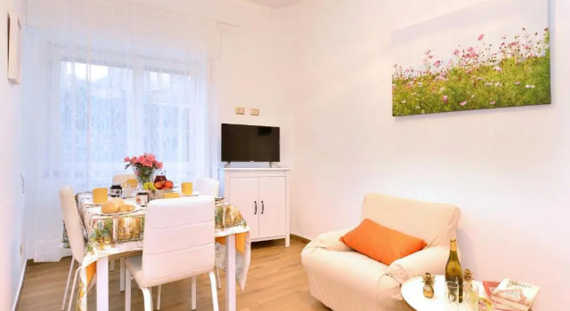 Fidanza House, Забронировать Отель Отели Лацио с бассейном, Бассейн