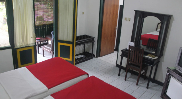 Hotel Batik Yogyakarta, Rezervovat Hotel 3hvězdičkové hotely v Yogyakarta Province, 3*