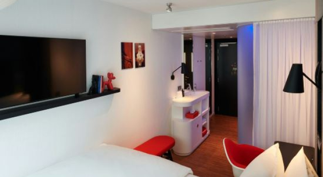 Номер Standard citizenM Paris Opera