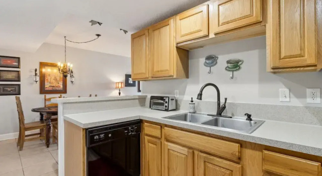 Vintage Ocean View Paradise - 1BR - Beachfront, Забронировать Апартаменты/квартира Амилия Jacksonville Coast
