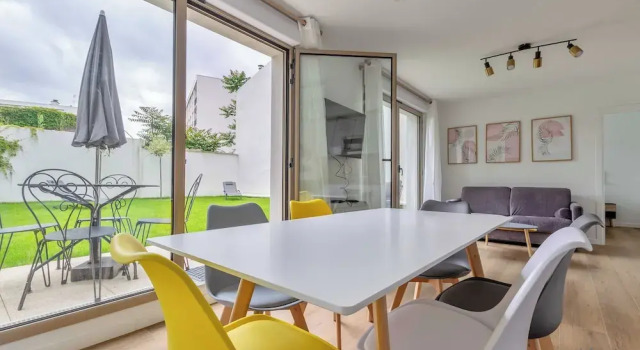Апартаменты Exclusive apt With Garden - 6P - Near Disney/paris