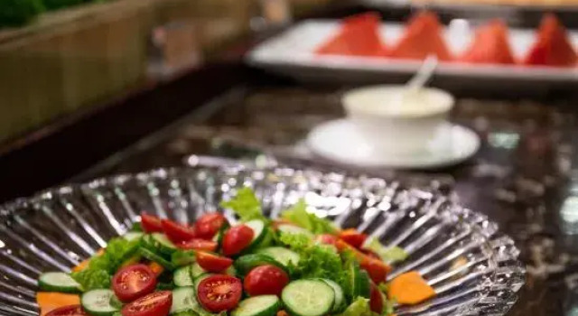 Guanhailou Hotel Zhenjiang, Buchen Sie Hotel Hotels in Zhenjiang mit Parkplatz, Parkplätze