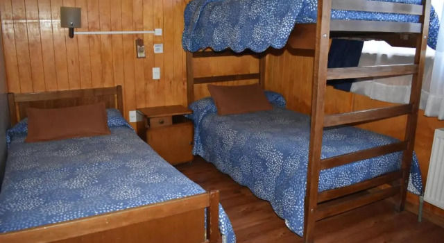 Residencial Tres Hermanos, Забронировать Отель Отели Patagonia с парковкой, Парковка