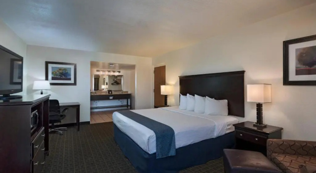 Четырёхместный номер Standard Stevens Inn
